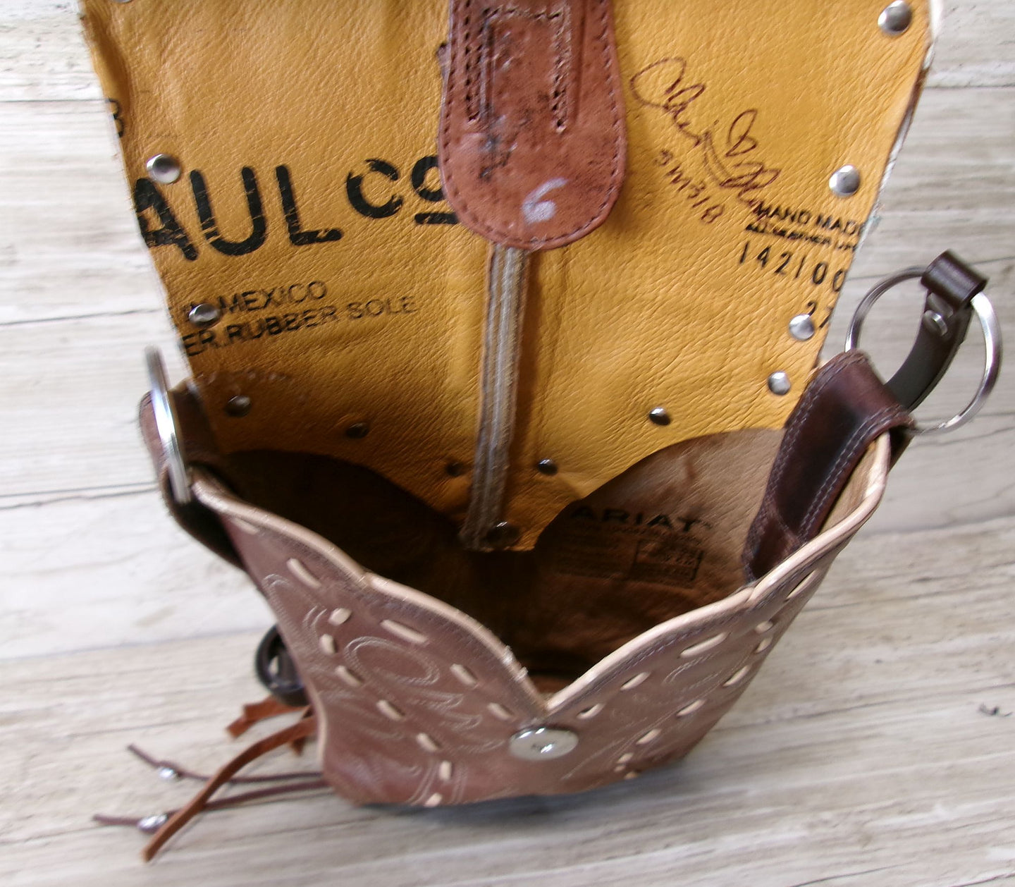 Small Cowboy Boot Purse with Fringe sm318